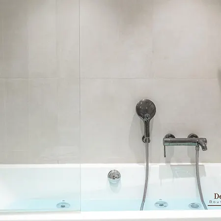De Montescal Hot Tub Ac Wonder Appartement