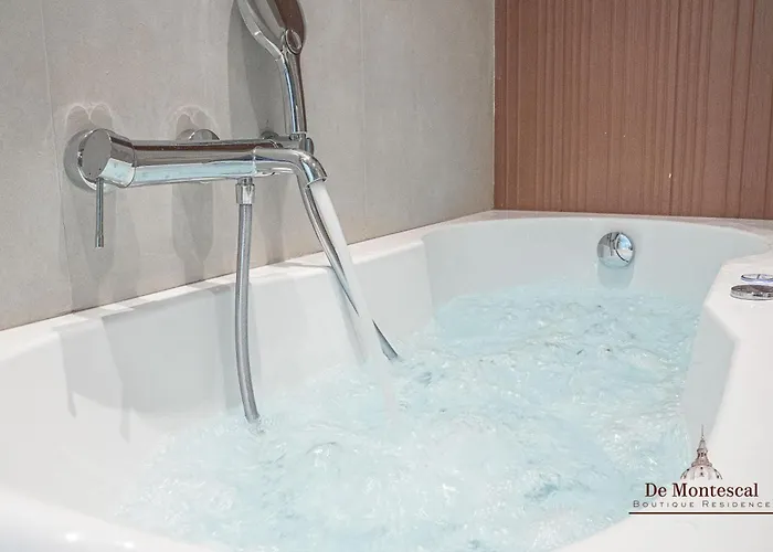 Montparnasse- Hot Tub And Ac Cosy A Prime Location 40m2 Paris