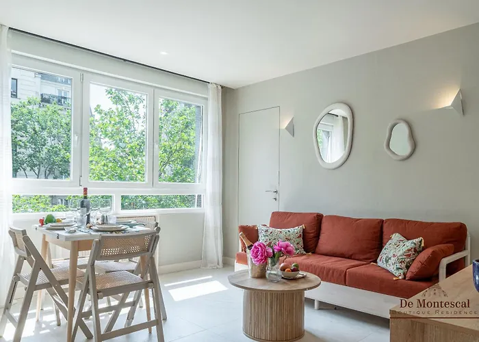 Daire Montparnasse- Hot Tub And Ac Cosy A Prime Location 40m2 *